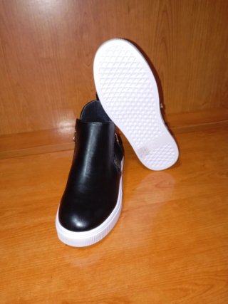 Botines negros mujer