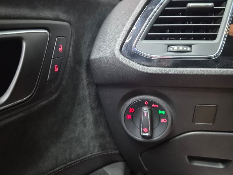 SEAT León 2.0 TSI S&S Cupra (2016-) 2017, foto 17