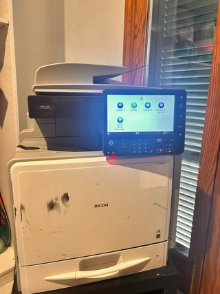 Impresora Ricoh MPC401 con error