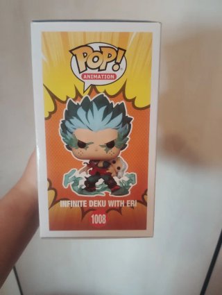 Funko Pop! My Hero Academia 1008 Deku con Eri