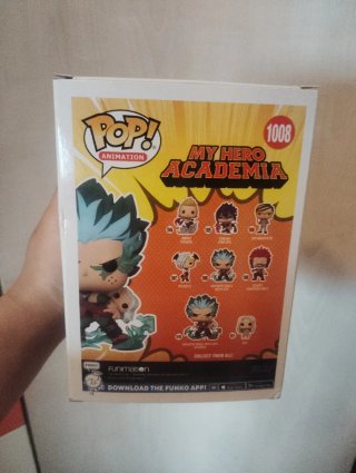 Funko Pop! My Hero Academia 1008 Deku con Eri