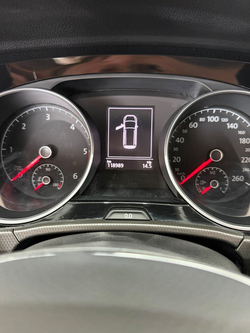 Volkswagen Touran 2.0 TDI CR BMT Sport DSG 2019, foto 8