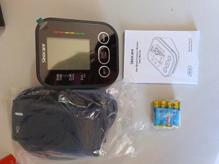 Misuratore Pressione Sinocare ARM-30E+