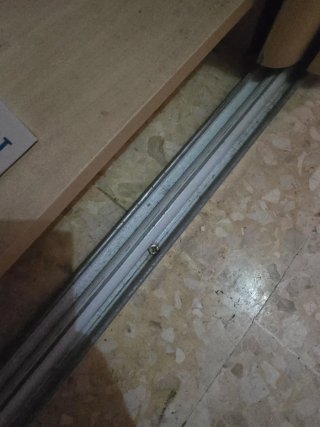 Armario puertas correderas madera y espejo