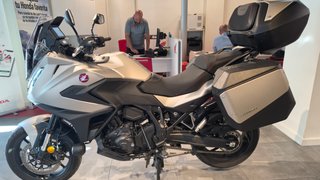 Honda NT1100 2025 - 6.007 km - Garantía hasta 2030