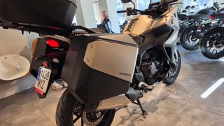 Honda NT1100 2025 - 6.007 km - Garantía hasta 2030