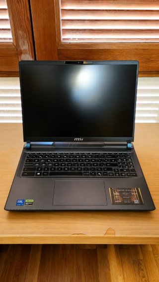 MSI Vector 16 HX AI RTX 5080