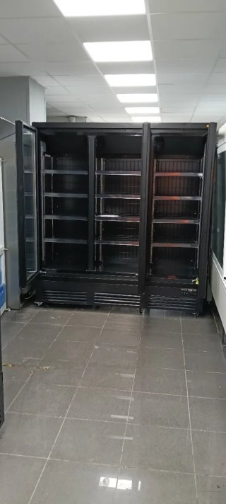 Congelador expositor cristal 3 puertas 206X188X67