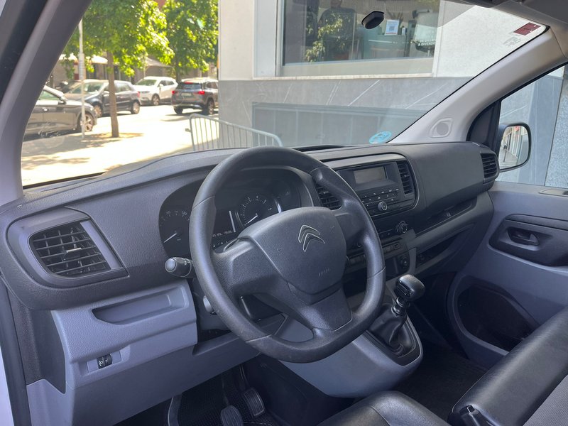 Citroën Jumpy 2021, foto 12
