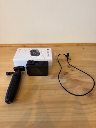 DJI Osmo Action 3 Cámara Negra y Naranja