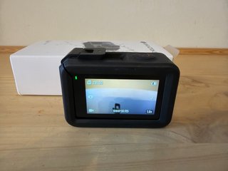 DJI Osmo Action 3 Cámara Negra y Naranja