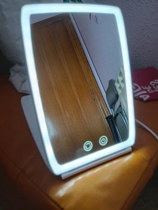 Espejo LED de mesa rosa y blanco
