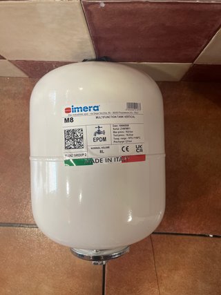 Vaso expansión Imera M8 8L Multifunción Vertical