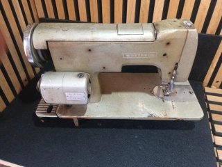 Máquina de coser Wertheim