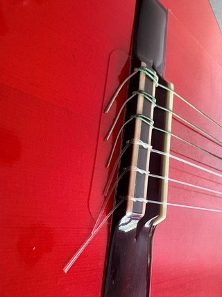 Guitarra artesana de cipres
