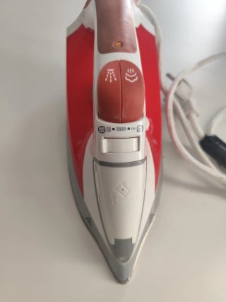 Plancha Vapor Ufesa 2200W Roja y Blanca