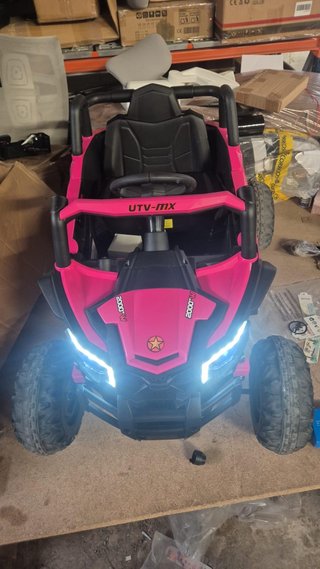 Coche Eléctrico Niños UTV 12V 2 Motores Usado Rosa