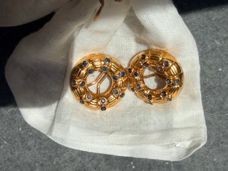 Pendientes de zafiro italiano de oro macizo de 18
