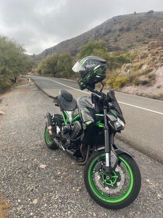 Kawasaki Z900 A2 Naked Negra/Verde