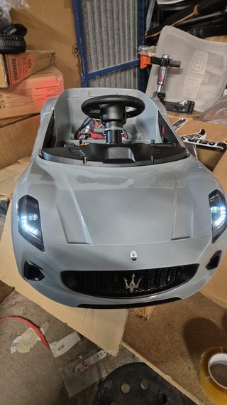 Coche Eléctrico Maserati GranTurismo 12V Mando