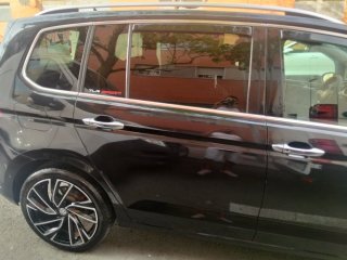 Volkswagen Touran 2016