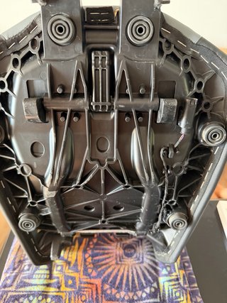 Asiento conductor alto GS 1300 R calefactado