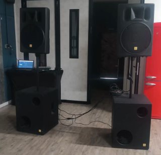 Sonido 2 Subwoofers 18" + 2 Altavoces 15" activo