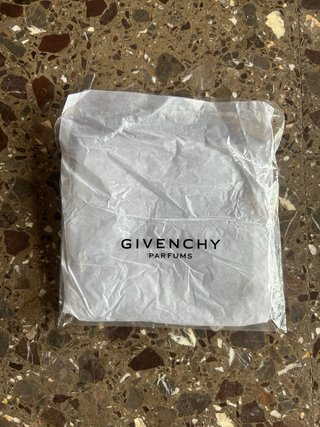 Neceser Givenchy Parfums rojo 4G
