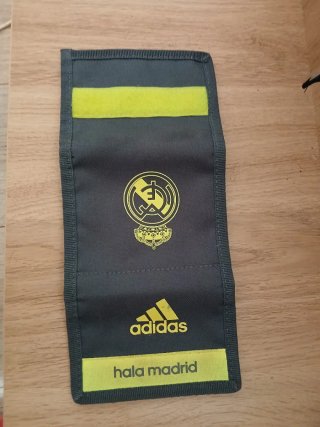 Cartera Adidas Real Madrid Gris y Amarilla