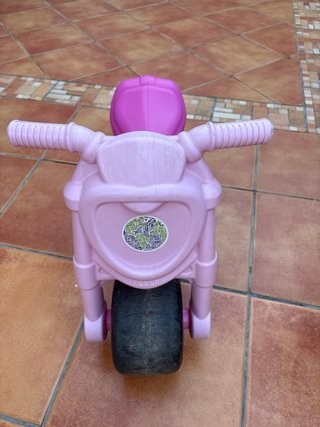 Bicicleta Feber sin pedales rosa para niñas