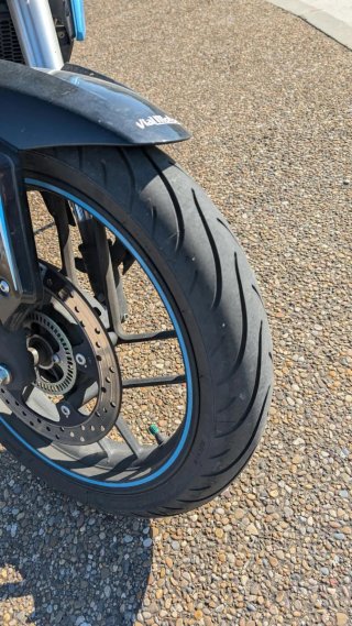 Moto Voge 125r Naked Azul y Blanca