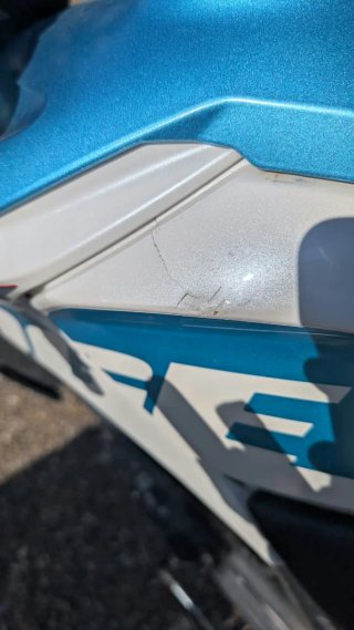 Moto Voge 125r Naked Azul y Blanca