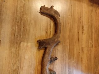 Yugo antiguo de madera