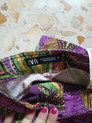Pantaloni Zara fantasia viola XS