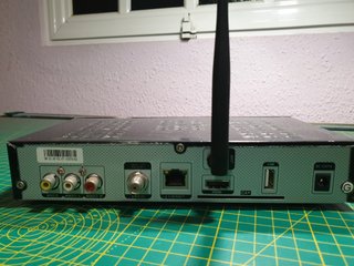 Sintonizador Satélite Iris 9700HD 02