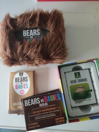 Juego de mesa Bears vs Babies