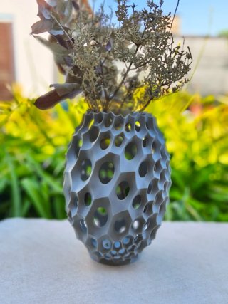 Vaso Colmeia Orgânico Cinza