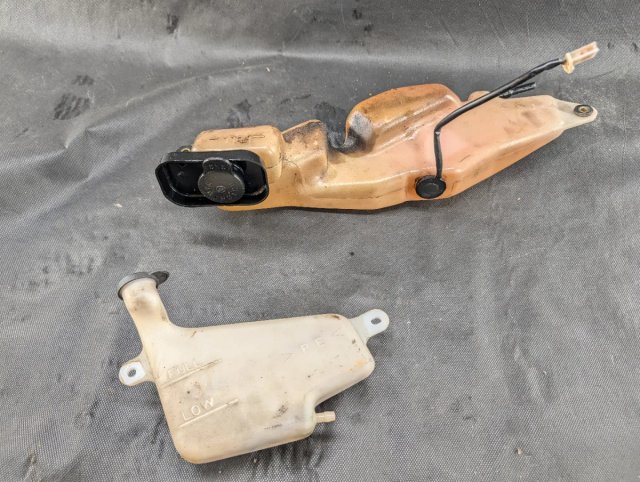 Despiece Yamaha TZR 80RR Año 94.  Muchas piezas