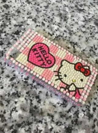 Cover Hello Kitty con brillantini per iPhone 4