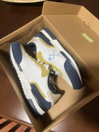 Zapatillas Harper & Never Azul y Blanco