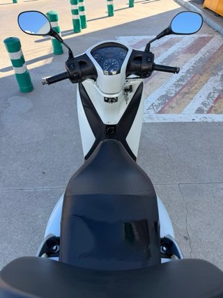 Honda SH 125i Scooter 2017 Blanca