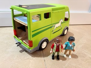 Lote Playmobil Camión y Figuras