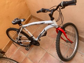 Lote 2 bicicletas 26” y 24”