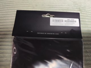Funda Oakley Microclear 26x15cm Negra