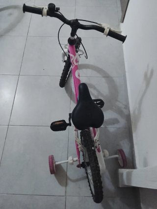 Bicicleta infantil rosa DENBIKE