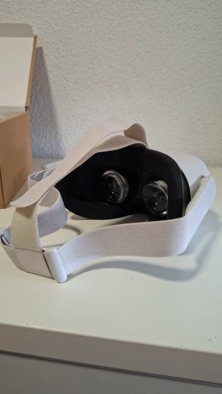 Meta Quest 2 VR Headset 128GB