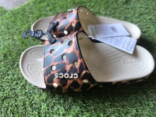 Chanclas Crocs Clásicas Estampado Leopardo
