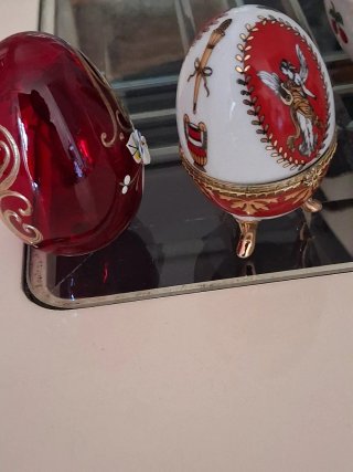 2 Uova Decorative Dipinte a Mano