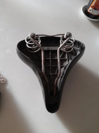 Sillín Bici/Moto Negro Nuevo. Marca urbanmover