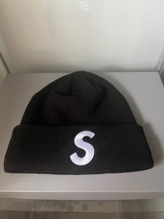 Gorro Supreme x New Era Negro original